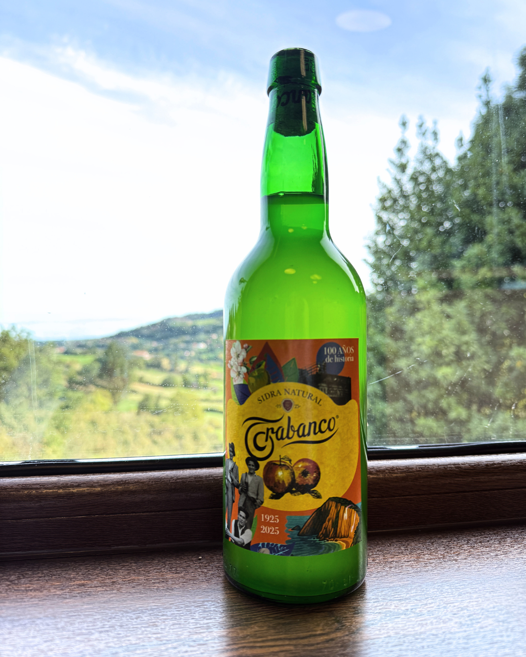 Foto botella edición limitada naranja